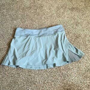 Lululemon side pleat skirt grey blue, size 8